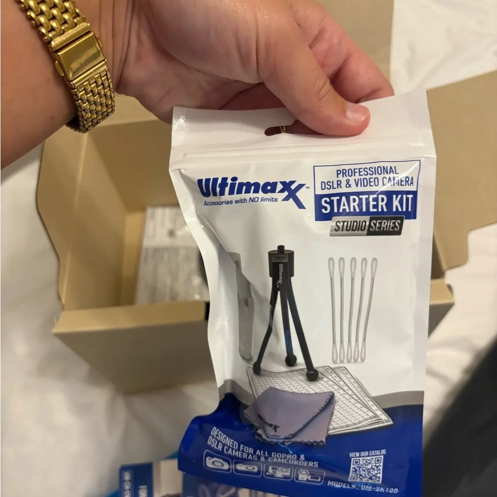 Nikon D3500 with accessories